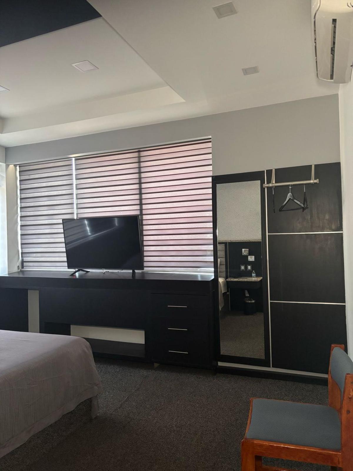 Hotel You Koso Tijuana Dış mekan fotoğraf